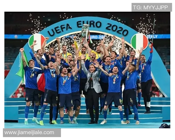 意大利足球现役十大球星盘点 聚焦未来之星与传奇球员的碰撞